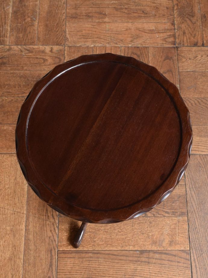 アンティークのテーブルの天板