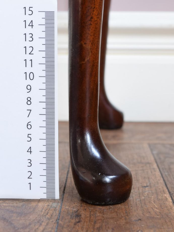 アンティークデスクの脚