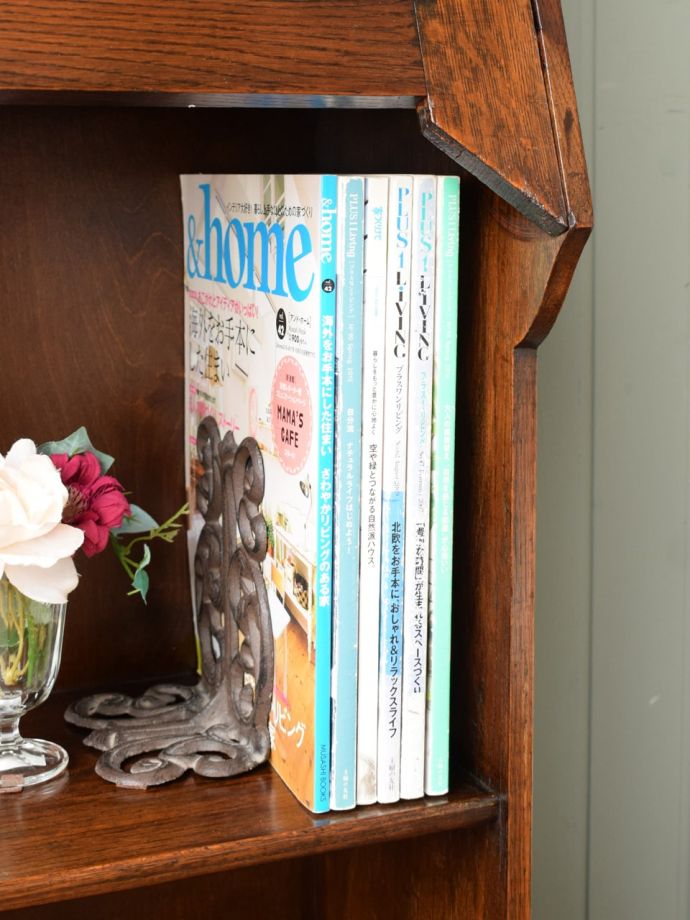 収納たっぷりのキャビネット