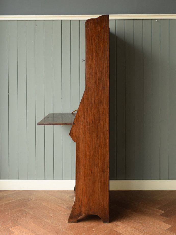 ビューローブックケースの側面