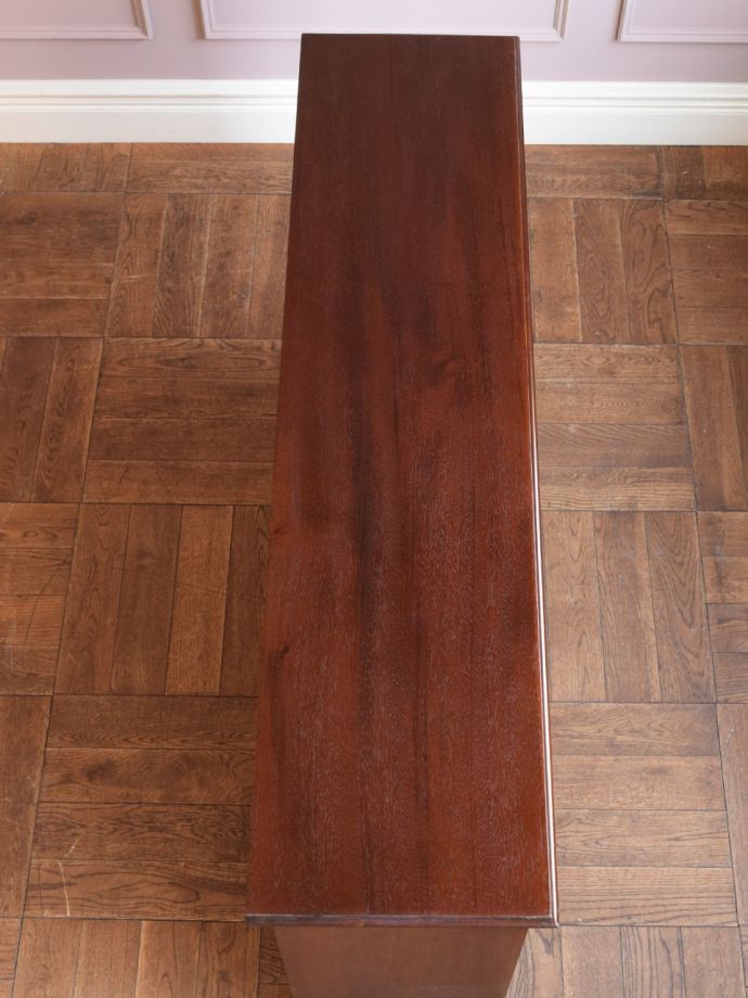 アンティーク本棚の天板