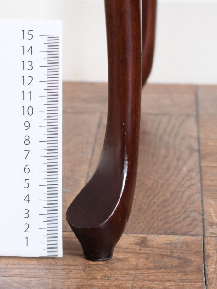 アンティーク家具の脚