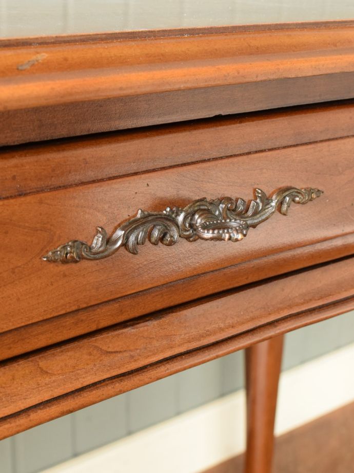 アンティークデスクの取っ手