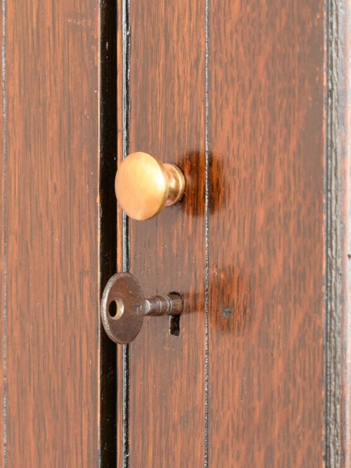 アンティークの鍵と取っ手