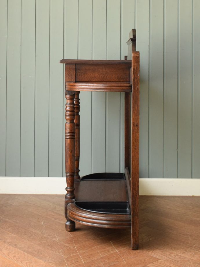 ステッキスタンドの側面