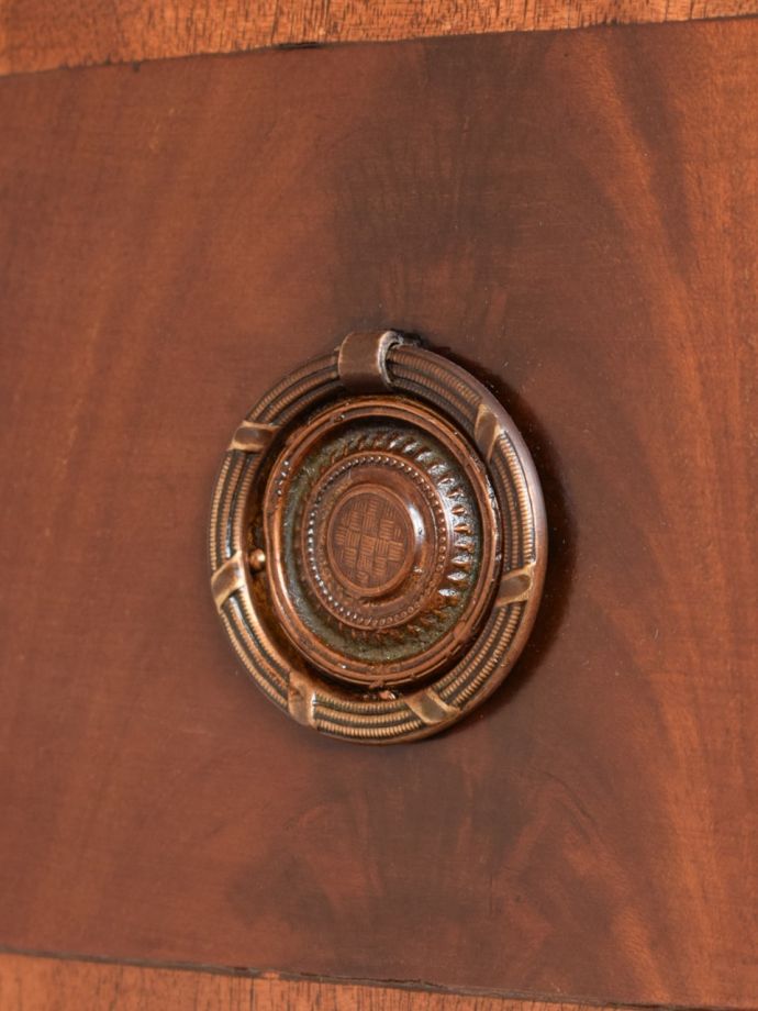 アンティークチェストの取っ手