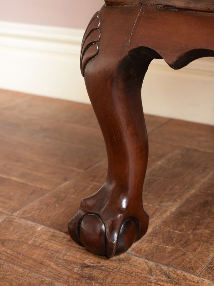 アンティーク家具の脚