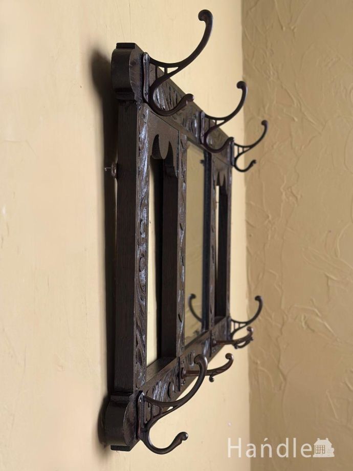 ウォールフックの側面