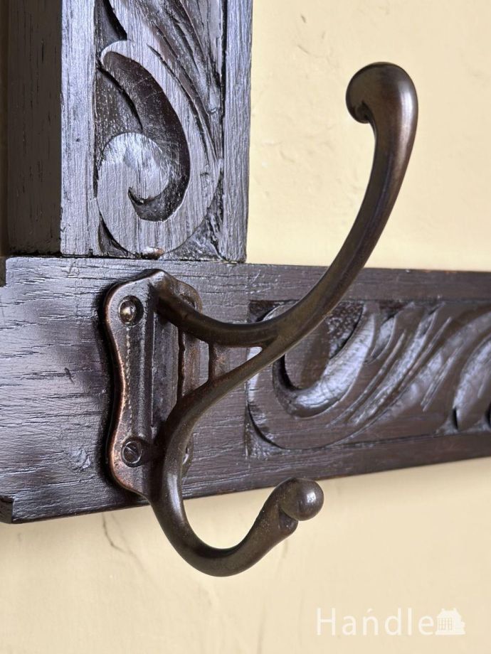 壁付けシェルフのフック