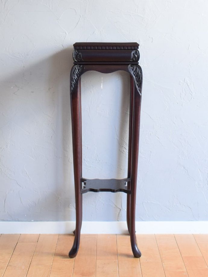 アンティーク家具の側面