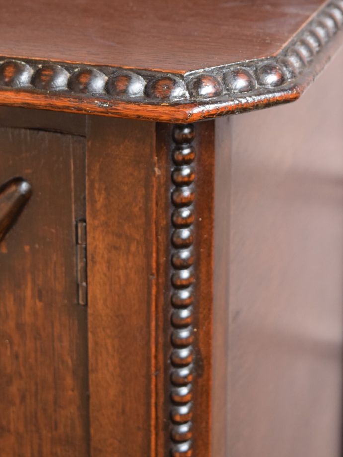 サイドボードの装飾