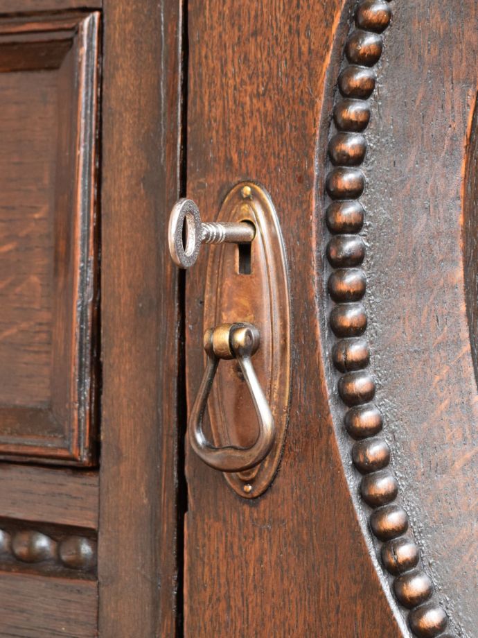 アンティーク家具の鍵