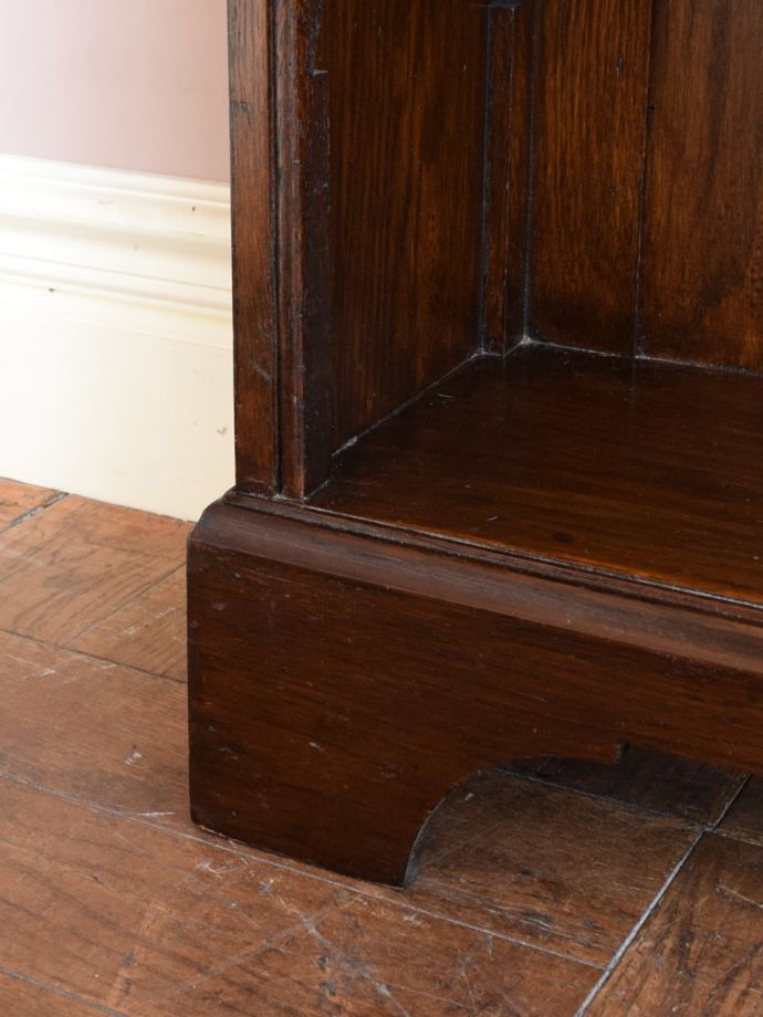 アンティーク家具の脚