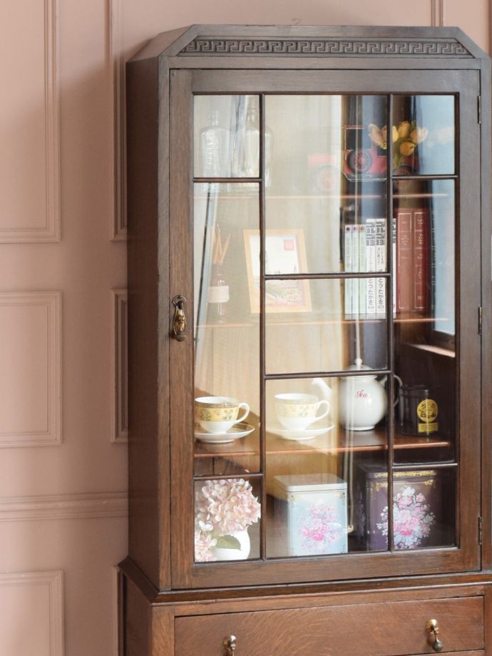 アンティークガラスの扉