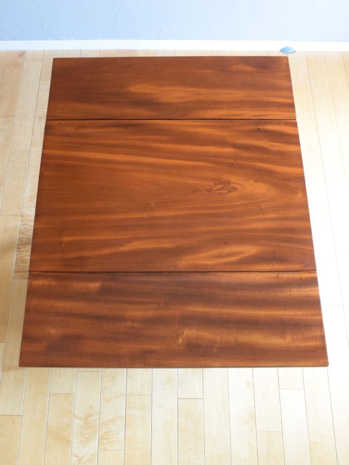 アンティーク家具の天板