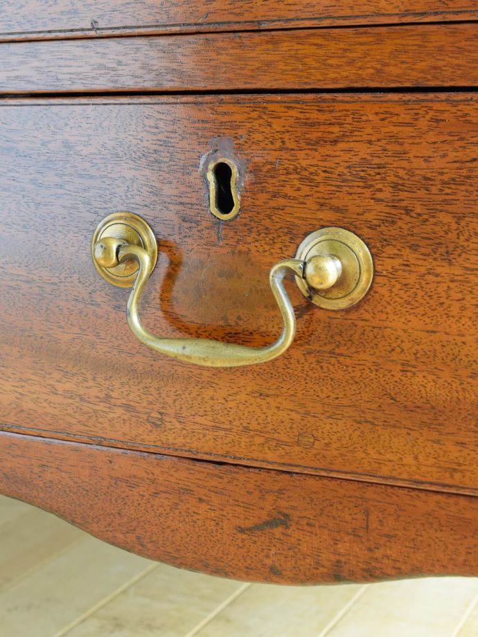 アンティークチェストの取っ手