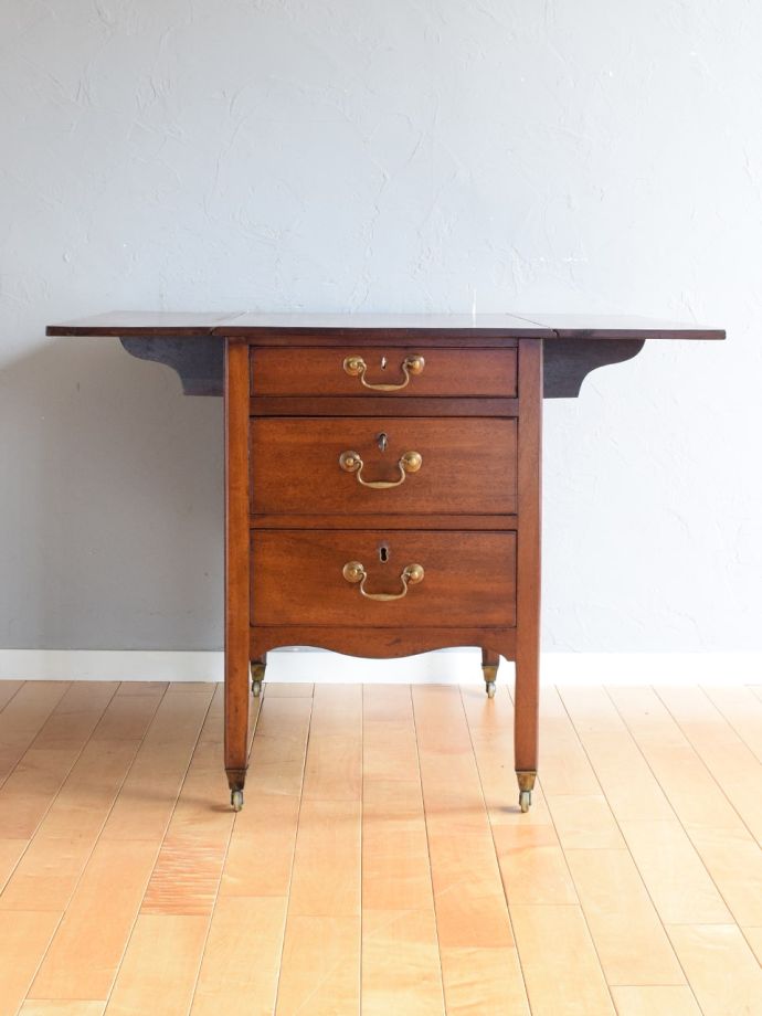 伸長式天板を開いた状態