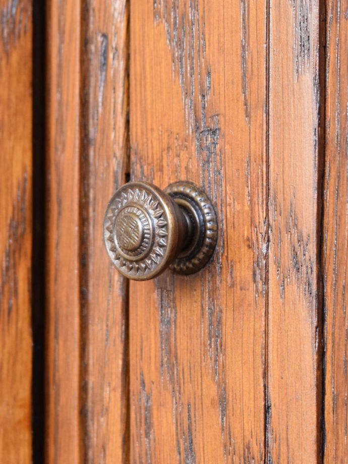 アンティーク家具の取っ手