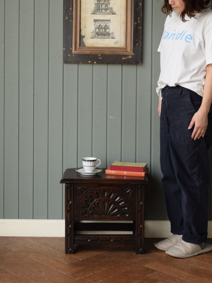 アンティークのブランケットボックス