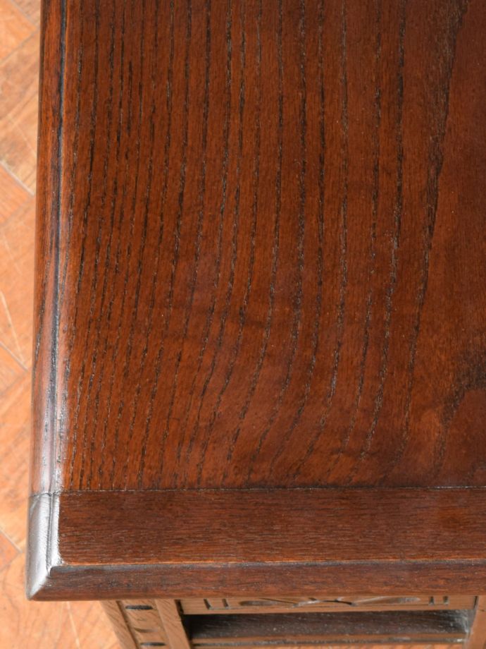 ブランケットボックスの天板