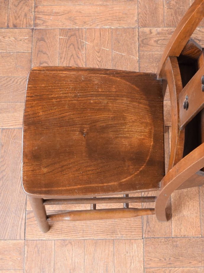 チャペルチェアの座面