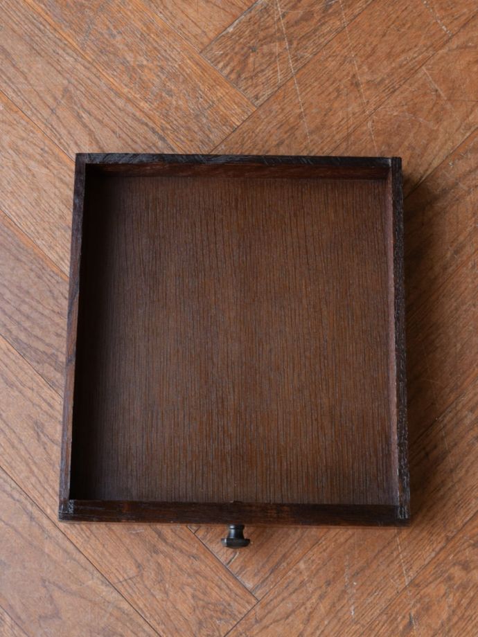 アンティークワゴンの引き出し