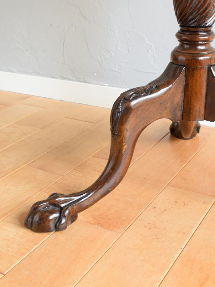 アンティーク家具の脚