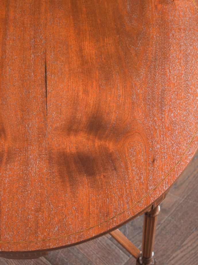 オケージョナルテーブルの天板