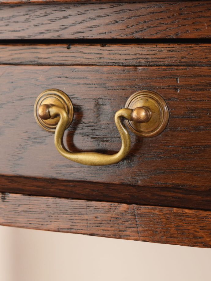 アンティーク家具の取っ手
