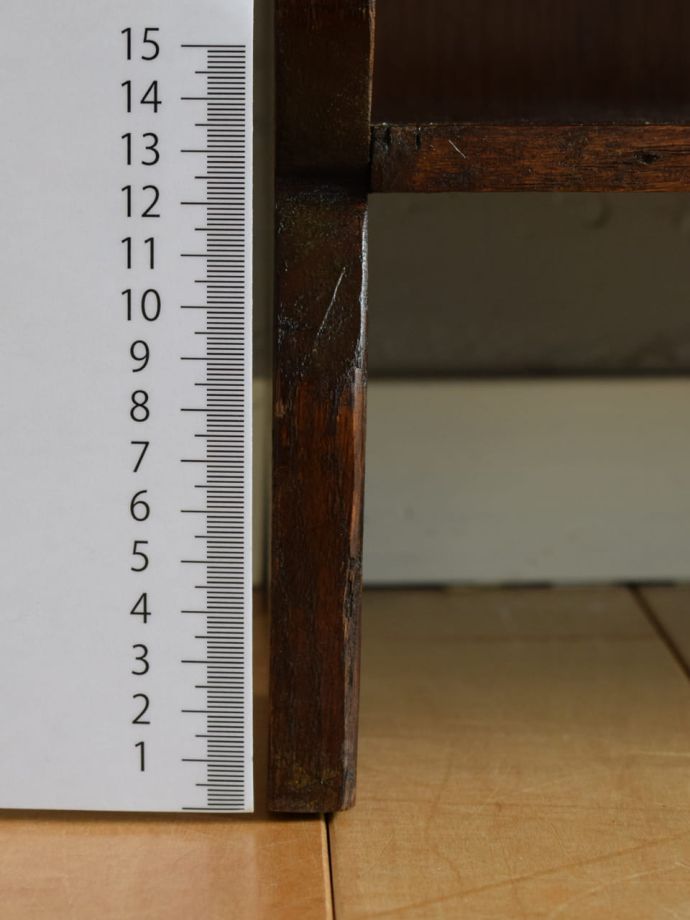 アンティーク家具の脚