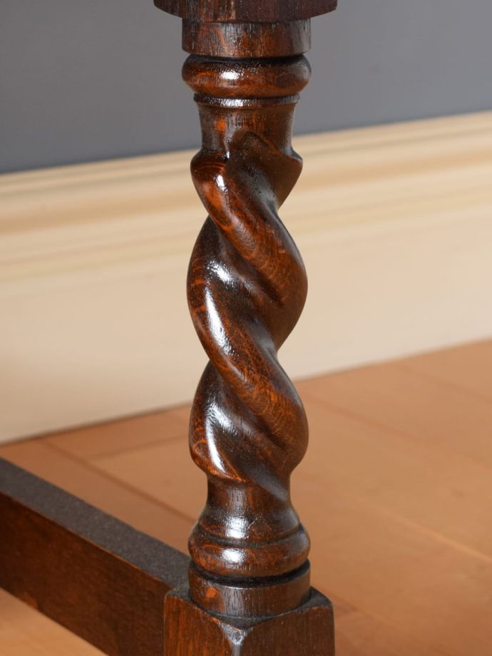 オープンシェルフの装飾