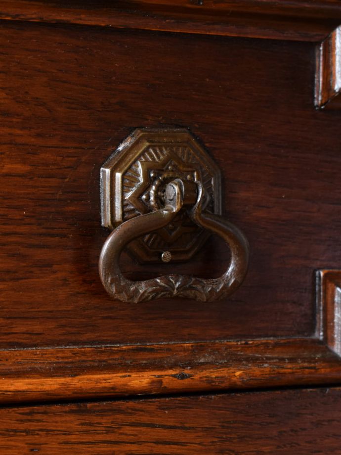 開ける度にワクワクする取っ手