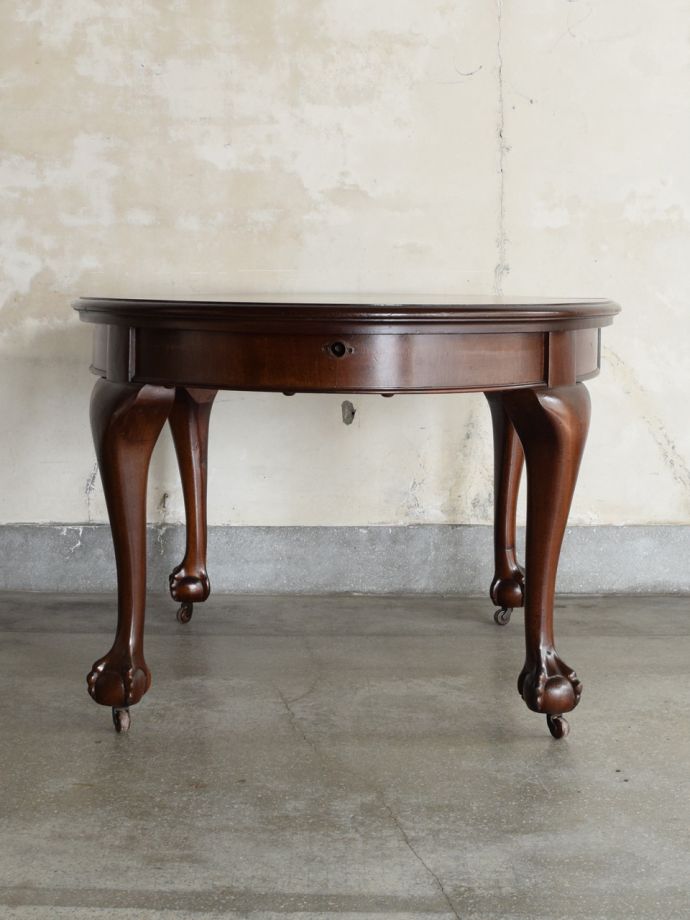 テーブルの側面