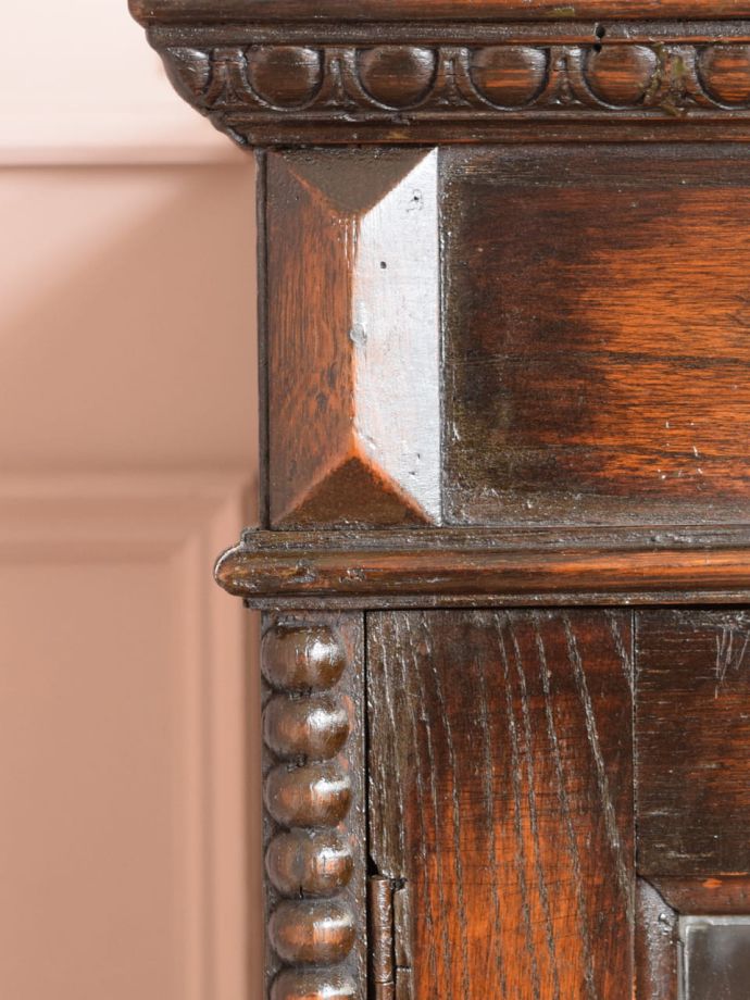 アンティークらしい彫