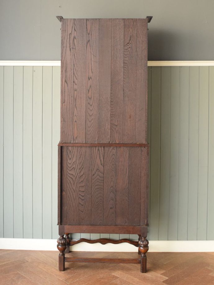 ビューローブックケースの後ろ姿