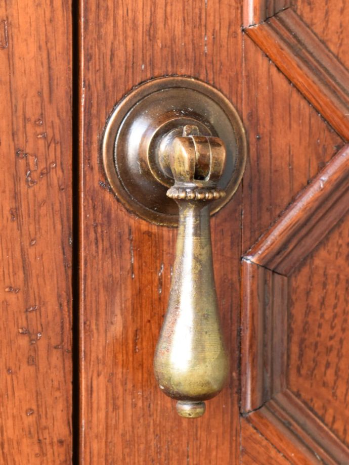 アンティーク家具の取っ手
