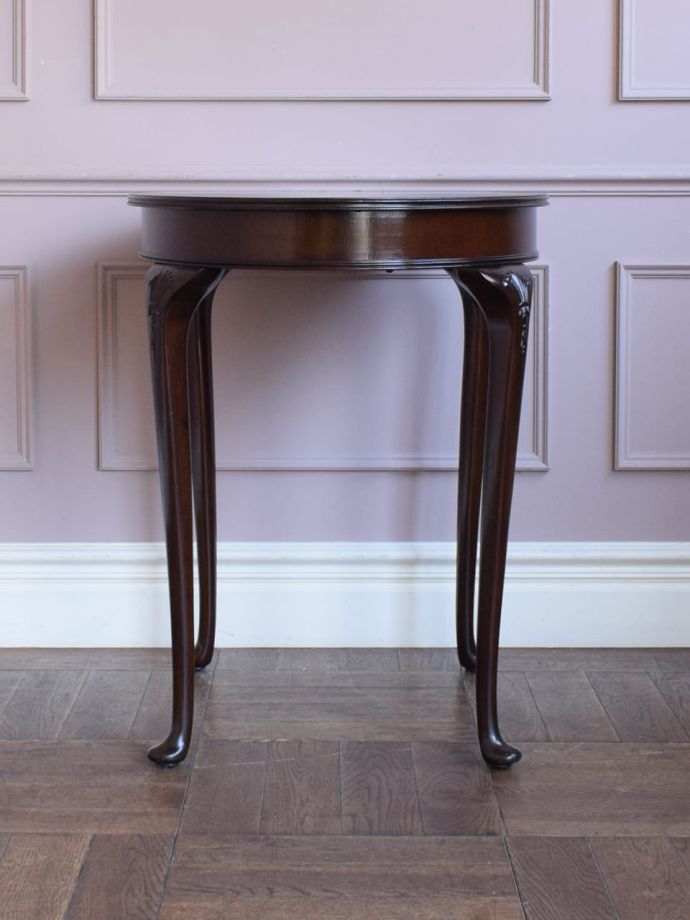 オケージョナルテーブルの側面