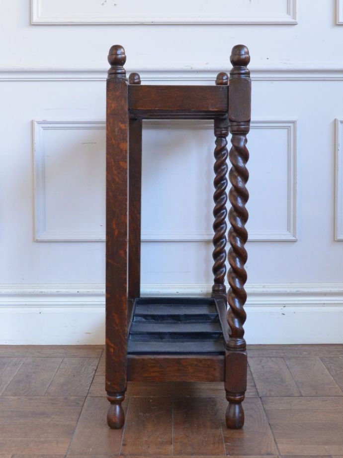 ステッキスタンドの側面