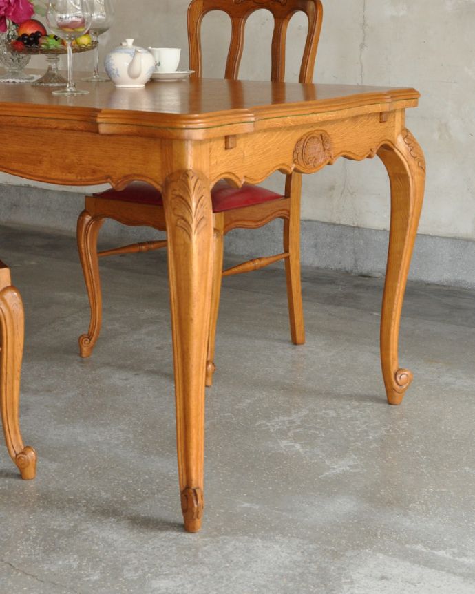 ロイドテーブル　アンティーク家具　フランスの美しいアンティーク家具、３WAYのドローリーフテーブル（伸張式ダイニングテーブル） 。キチンとお直ししました。(j-1821-f)