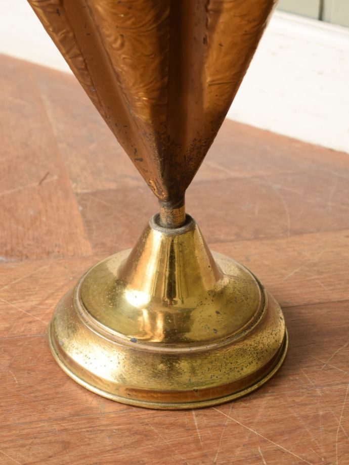 フランスで見つけた傘立て、傘の形をしたアンティークのアンブレラ