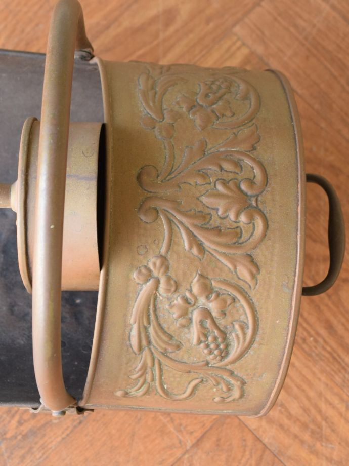 コールスカットルの装飾