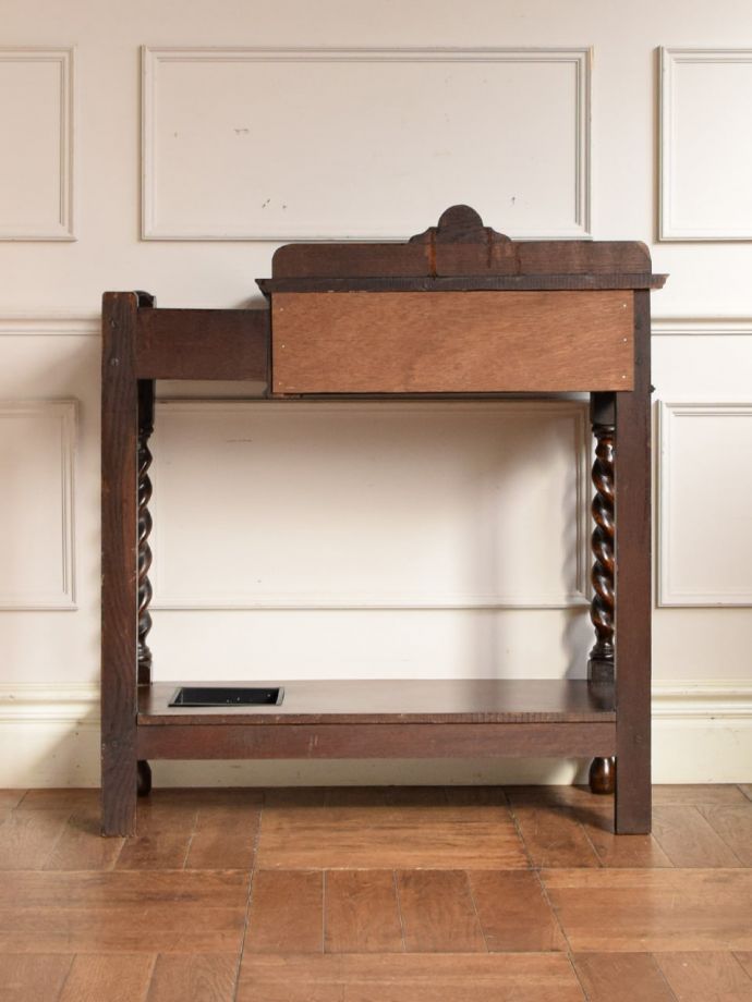 ステッキスタンドの後ろ姿