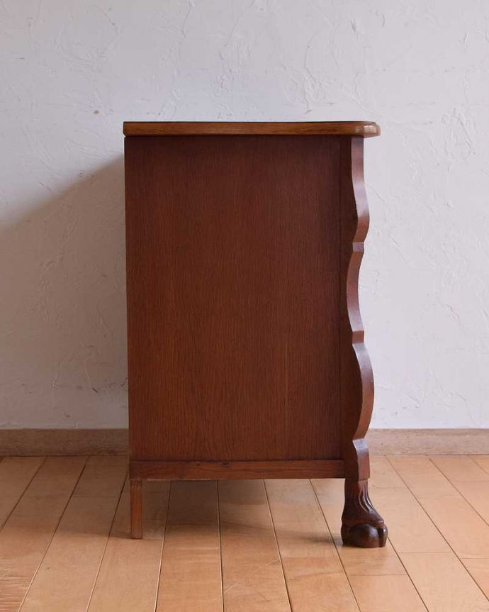 アンティークのチェスト　アンティーク家具　フランススタイルのアンティーク家具、オーク材の３段チェスト（コモード）。横から見てもステキ横から見るとこんな感じ。(j-2117-f)