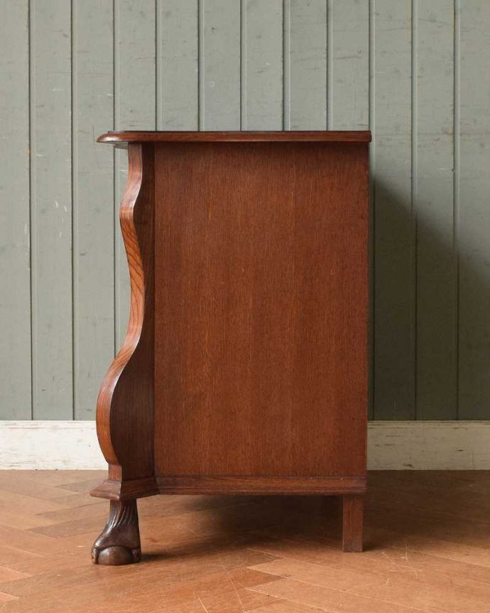 アンティークのチェスト アンティーク家具 優雅なアンティーク家具、どこでも大活躍してくれるオーク材の3段フランスチェスト。横から見てもステキ横から見るとこんな感じ。(j-2146-f)