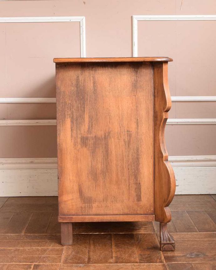 アンティークのチェスト　アンティーク家具　南フランスの優雅なアンティーク家具、ワイドタイプのフレンチチェスト（コモード） 。横から見てもステキ横から見るとこんな感じ。(j-2158-f)