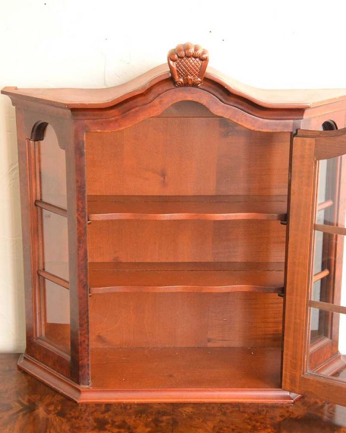 小さなガラス扉の鍵付きミニキャビネット、フランスから到着した