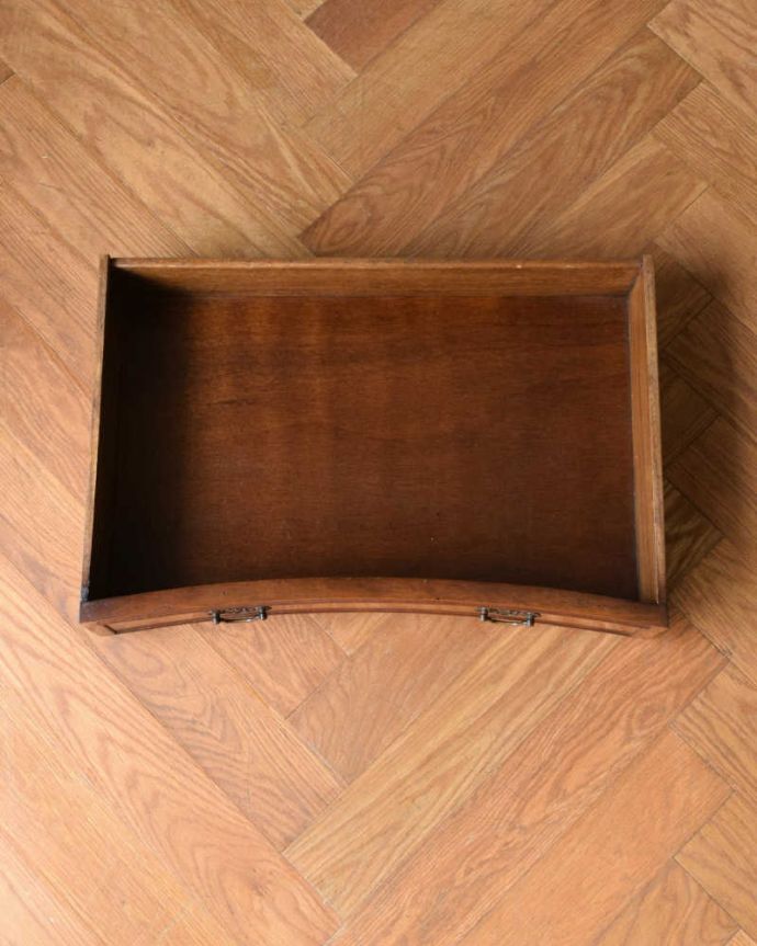 アンティークのテーブル　アンティーク家具　英国のアンティーク家具、引き出し付きの美しいコンソールテーブル 。引き出しの中もキレイに修復しました！もちろん引き出しの中も職人がキレイにお直しました。(j-2241-f)