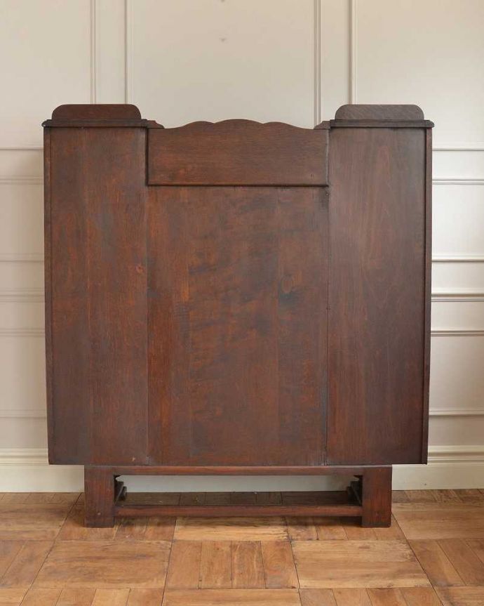 ビューロー　アンティーク家具　イギリスで見つけた便利なアンティーク家具、本棚とデスクが一つになったサイドバイサイド 。もちろん、後ろ姿もキレイです。(j-2263-f)