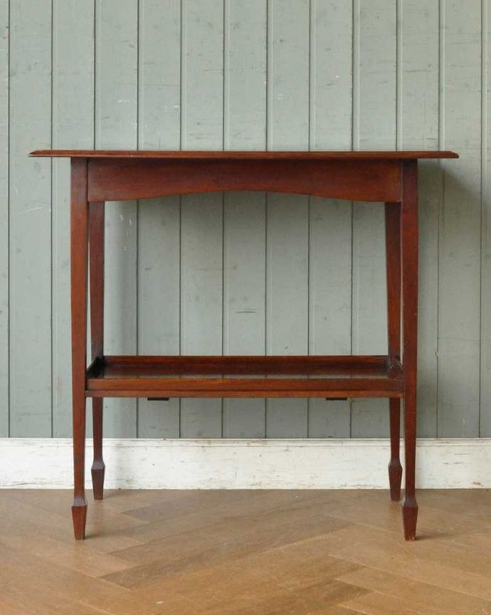 オケージョナルテーブルの側面