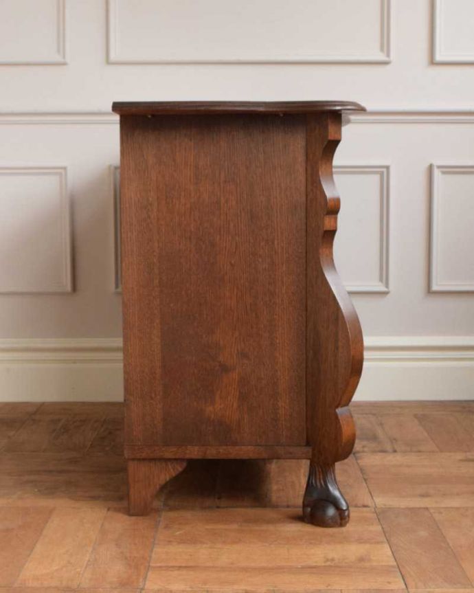 アンティークのチェスト　アンティーク家具　南フランスらしいアンティーク家具、どこでも大活躍してくれる３段チェスト（コモード）。横から見てもステキ横から見るとこんな感じ。(j-2358-f)